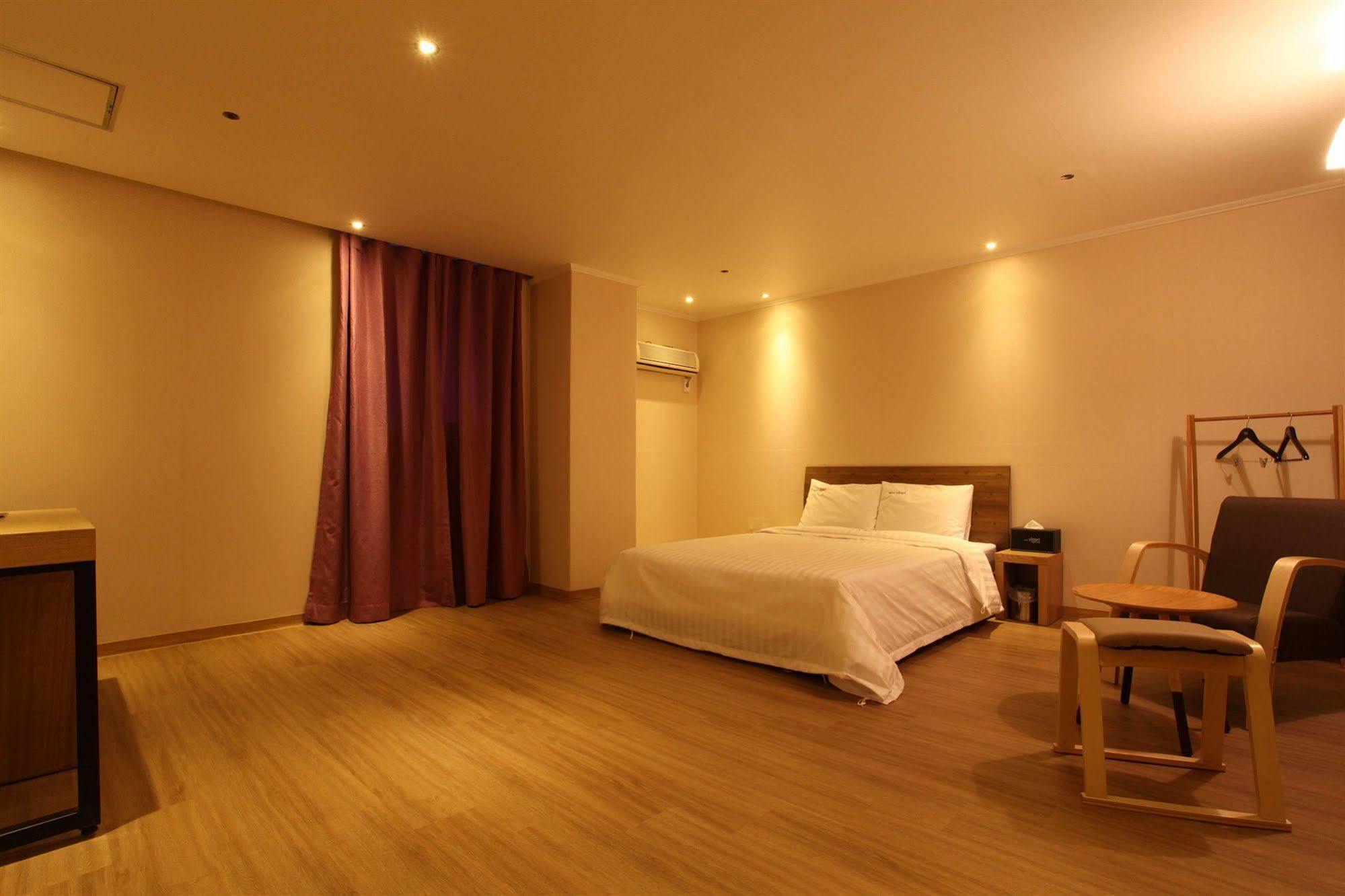 Hotel Violet Kōyō Exterior foto